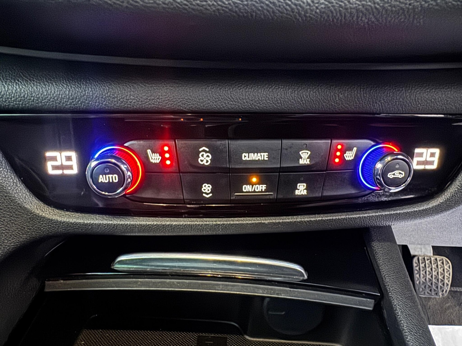 Used Vauxhall Insignia 2018 for sale - 78034397: Photo 22