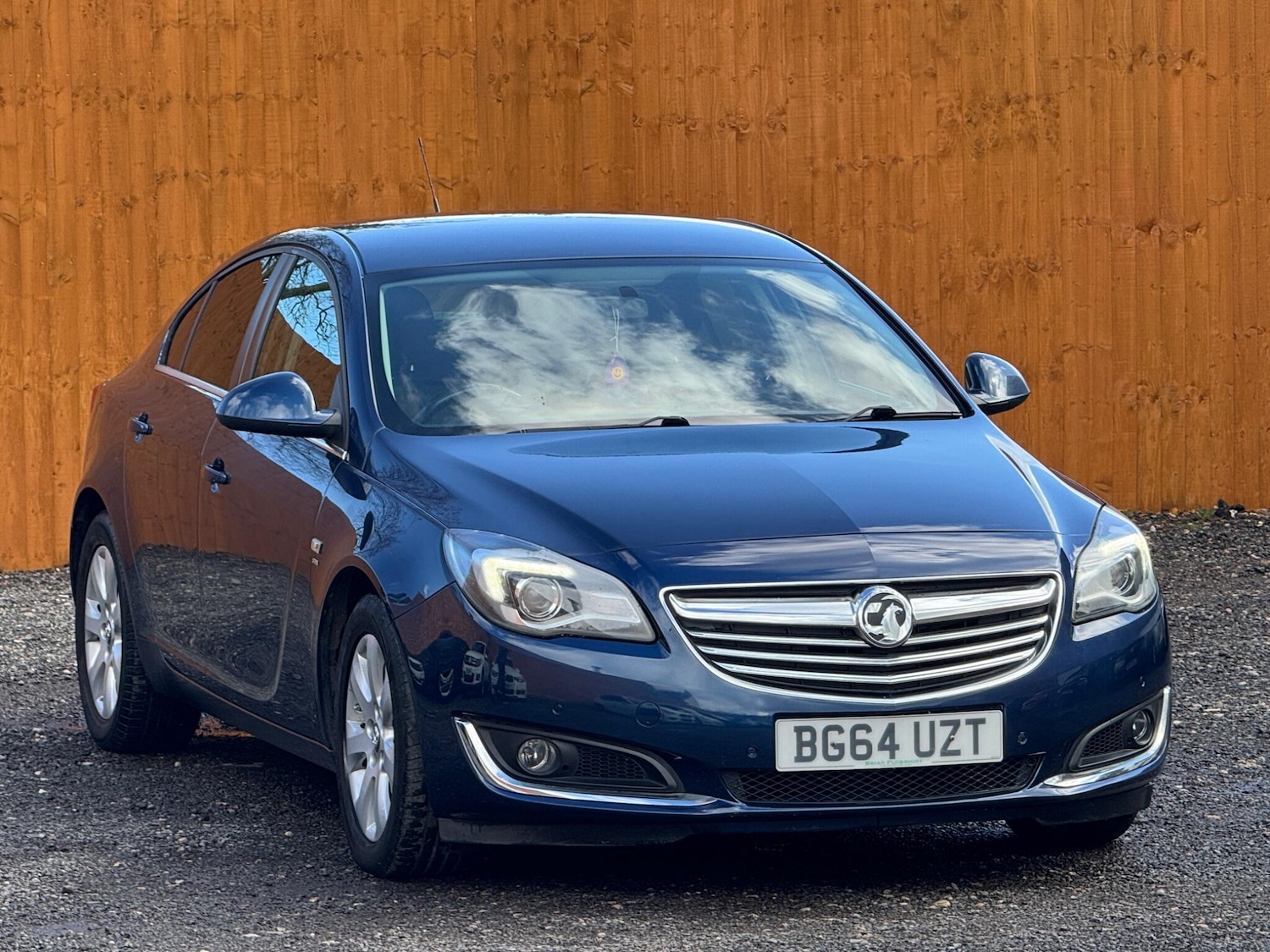 Used Vauxhall Insignia 2014 for sale - 78019467: Photo 2