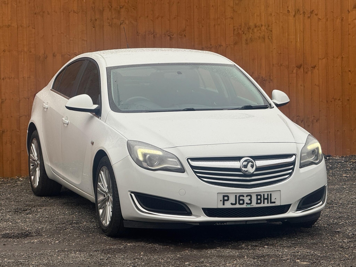 Used Vauxhall Insignia 2013 for sale - 77424995: Photo 2