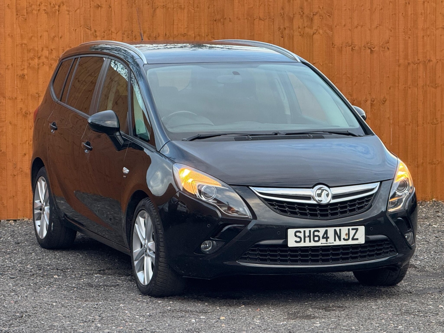 Used Vauxhall Zafira 2014 for sale - 76942486: Photo 2