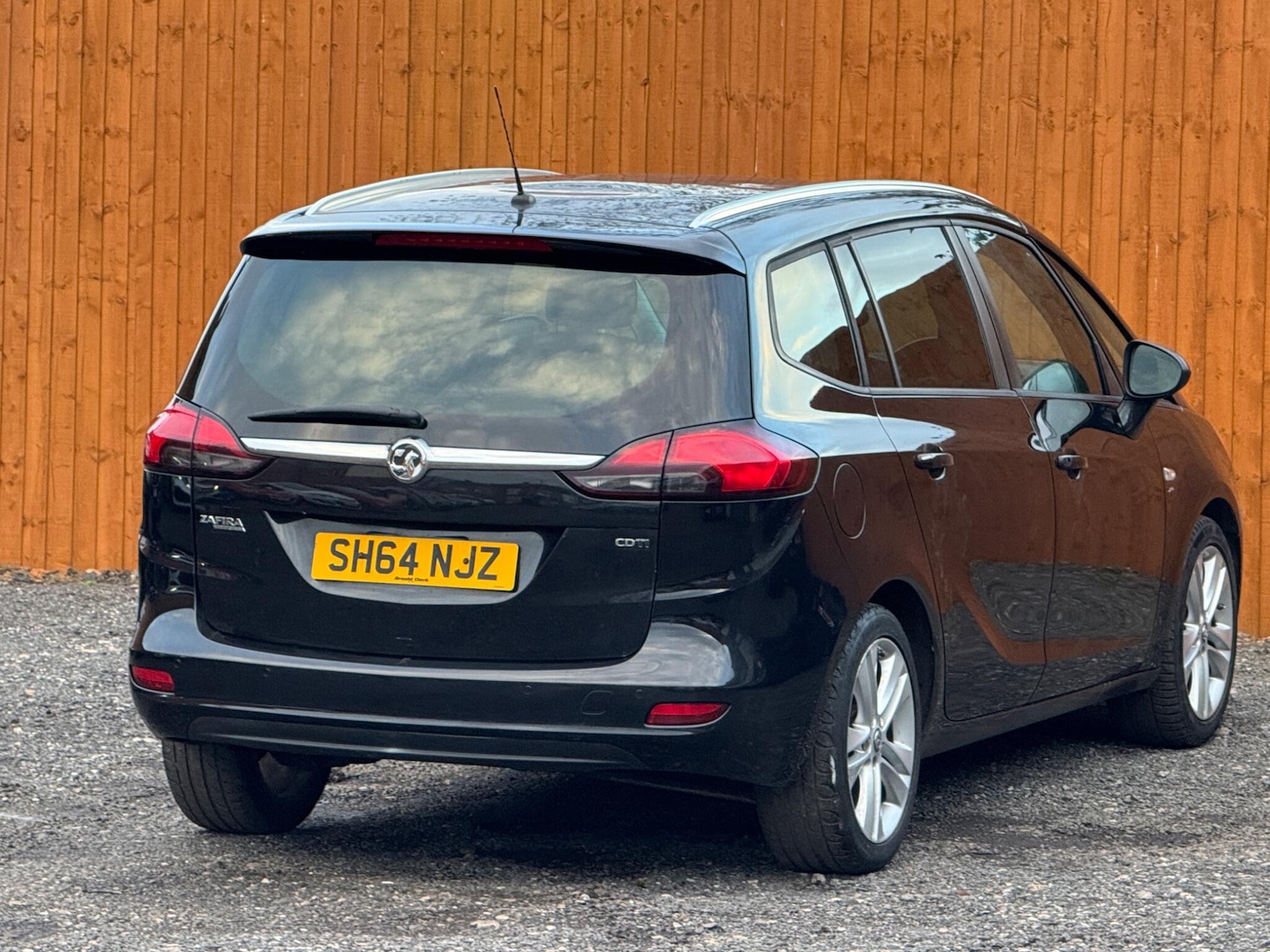 Used Vauxhall Zafira 2014 for sale - 76942486: Photo 8