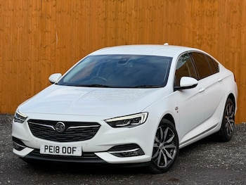Used Vauxhall Insignia 2018 for sale - 78301948: Photo