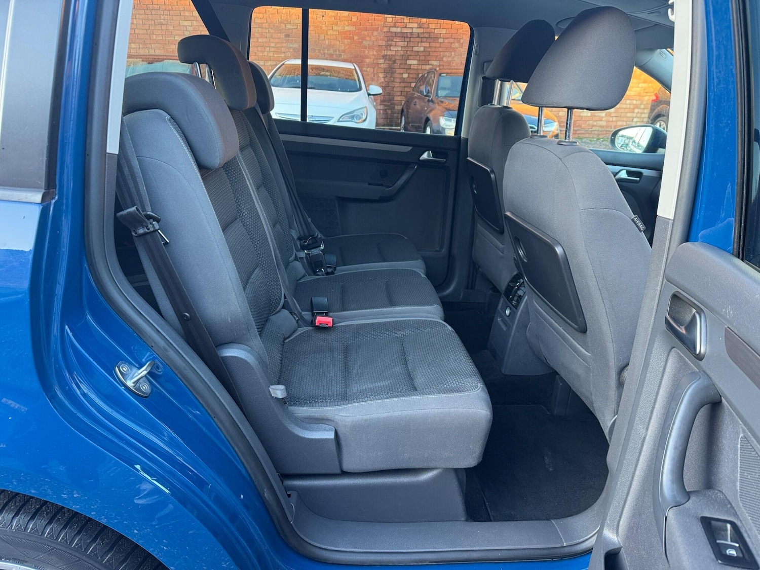 Used Volkswagen Touran for sale - 77704663: Photo 15