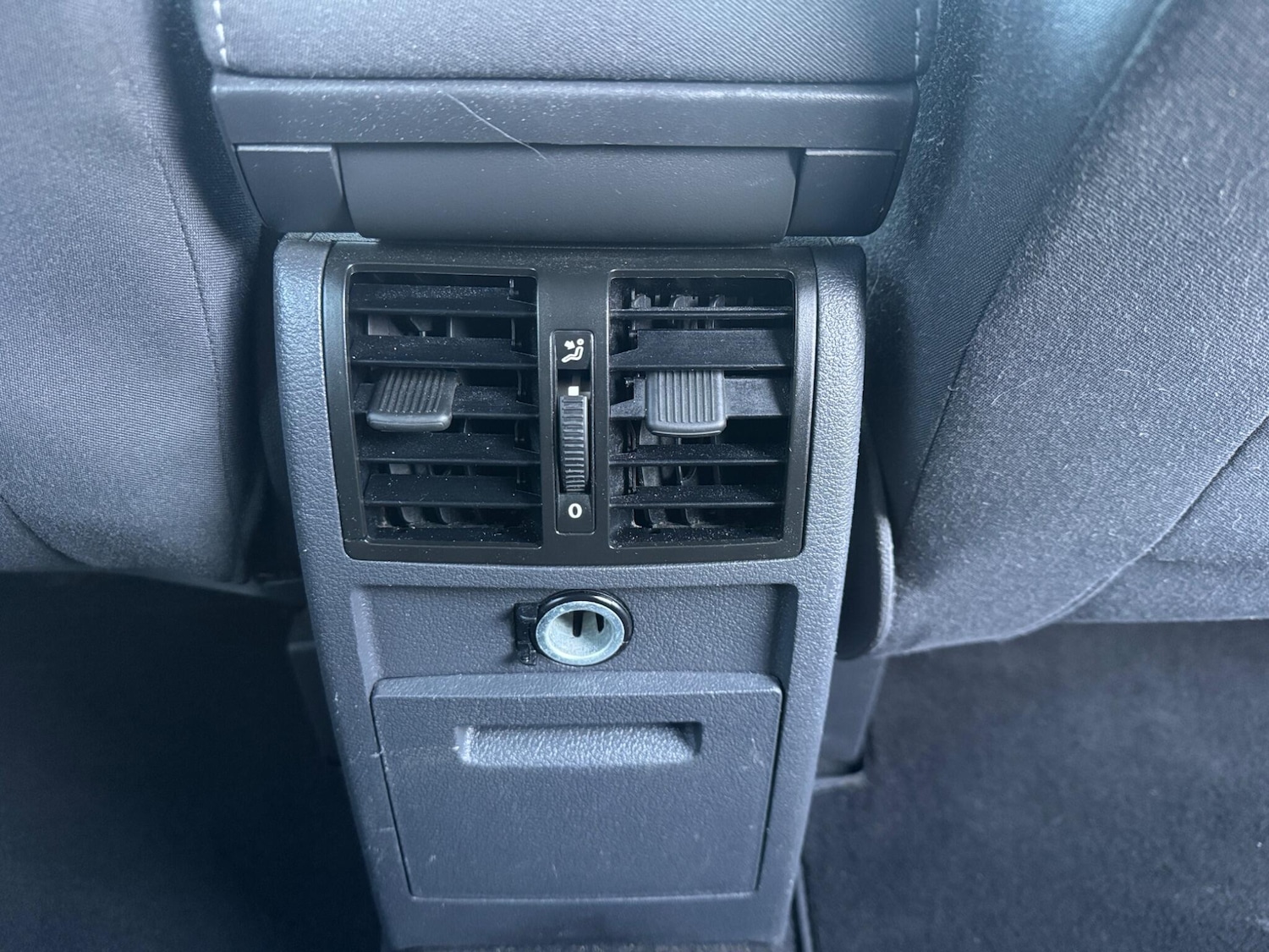 Used Volkswagen Touran for sale - 77704663: Photo 19