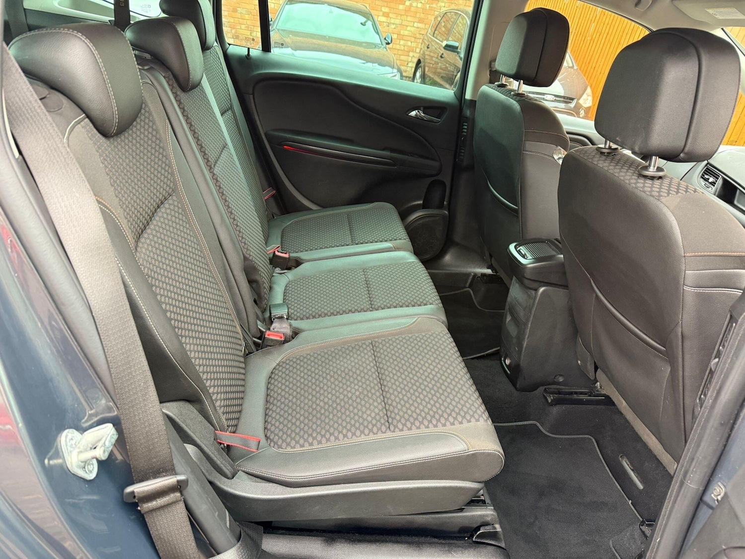 Used Vauxhall Zafira 2015 for sale - 78127714: Photo 11