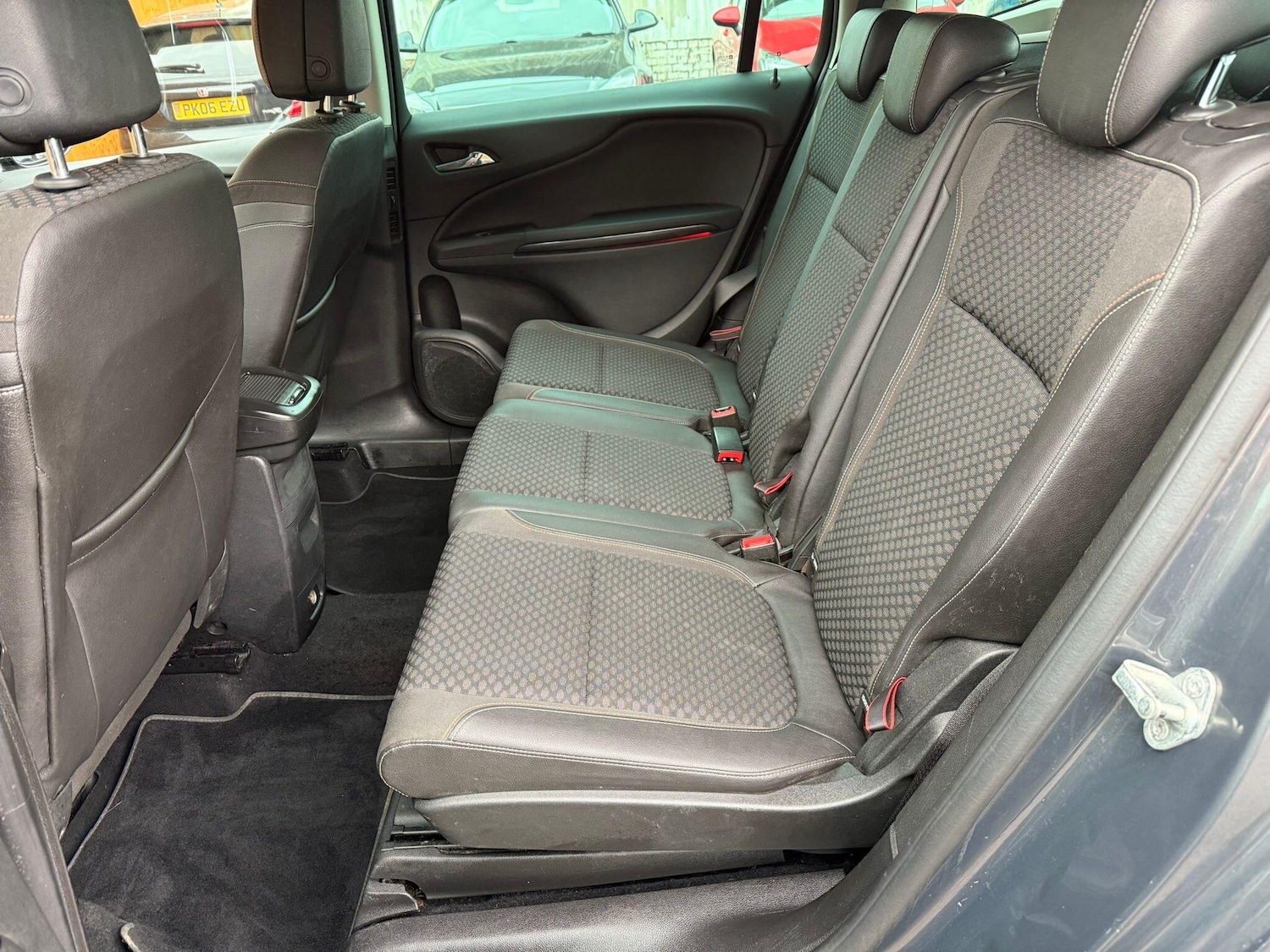 Used Vauxhall Zafira 2015 for sale - 78127714: Photo 12