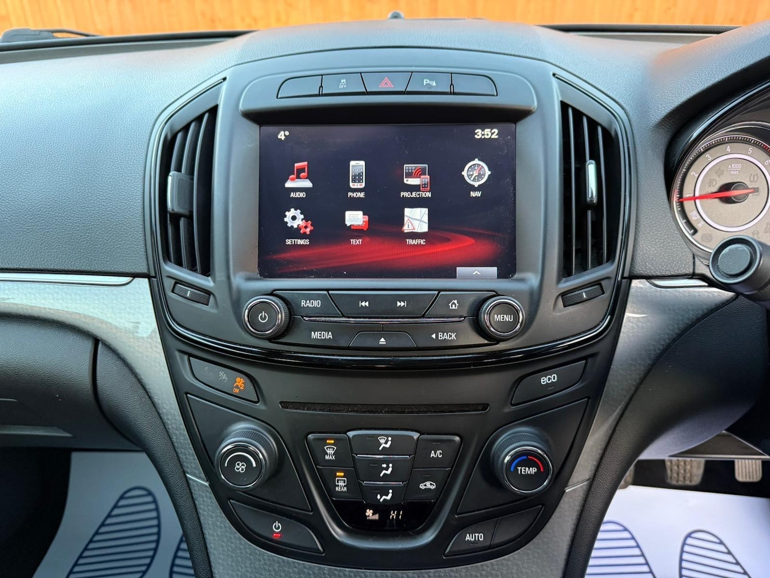 Used Vauxhall Insignia 2016 for sale - 77084352: Photo 18