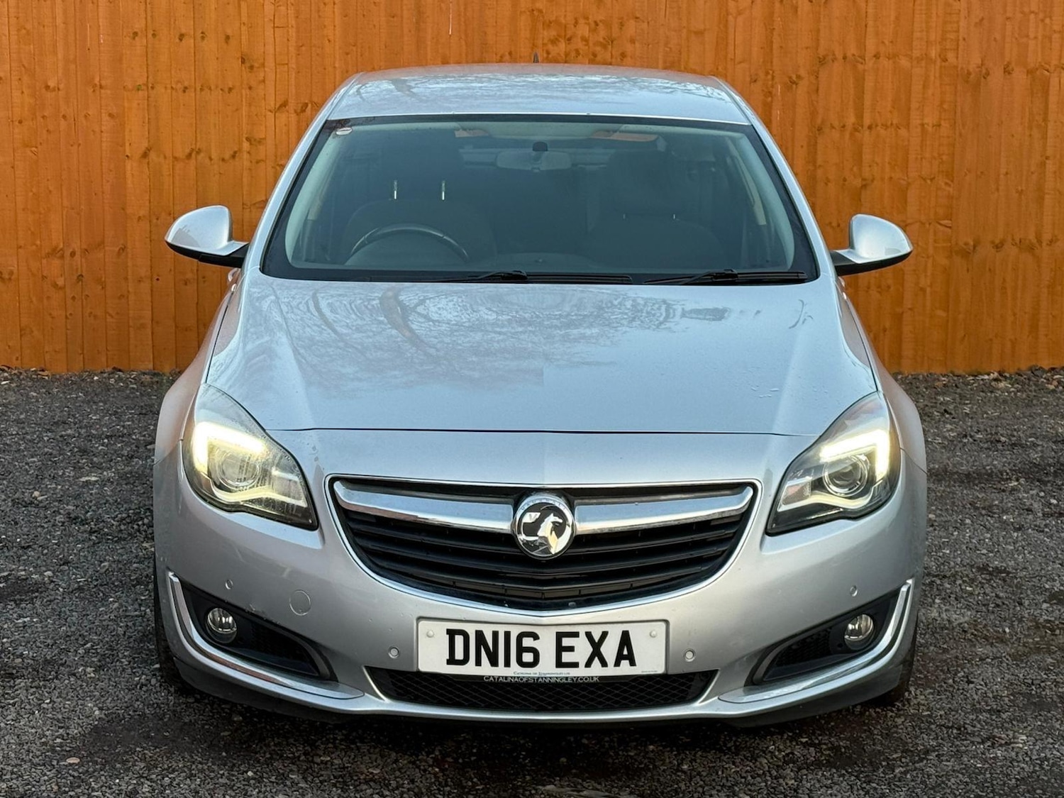 Used Vauxhall Insignia 2016 for sale - 77084352: Photo 2