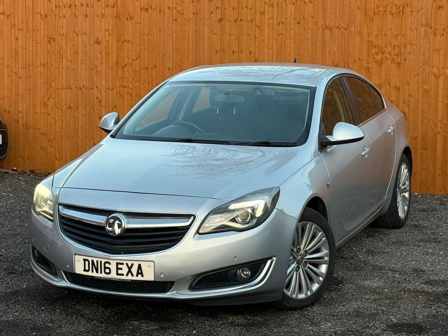 Used Vauxhall Insignia 2016 for sale - 77084352: Photo 4