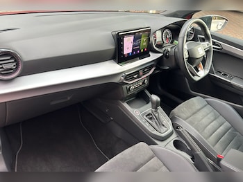 Used SEAT Ibiza 2022 for sale - 76643208: Photo