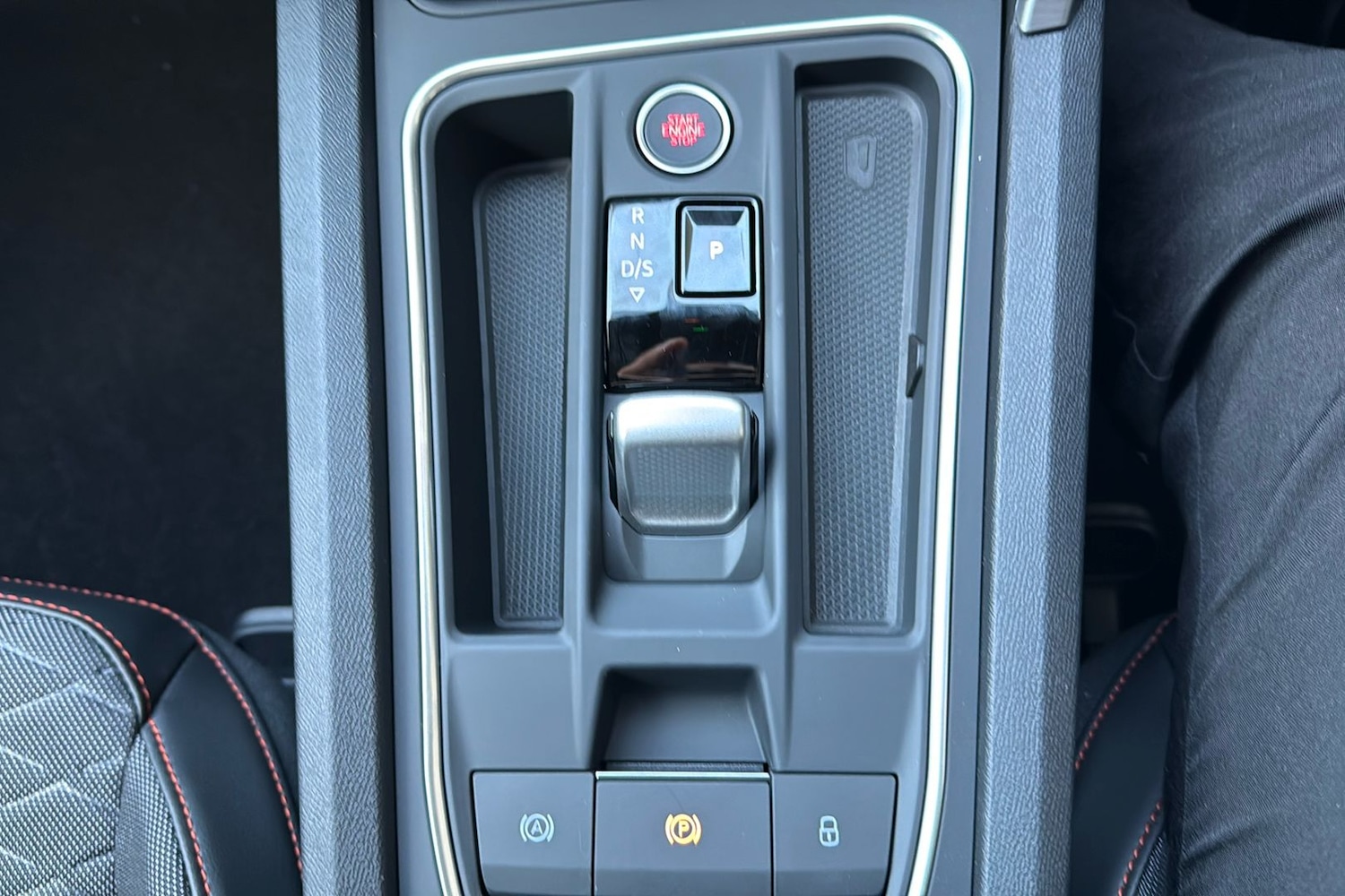 Used SEAT Leon 2025 for sale - 77681632: Photo 17