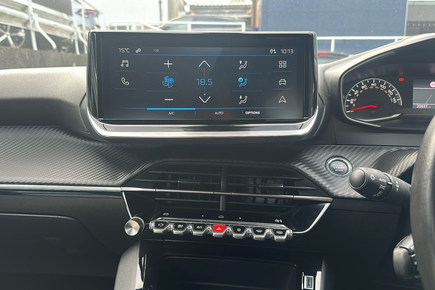 Used Peugeot 2008 2024 for sale - 76492020: Photo 32