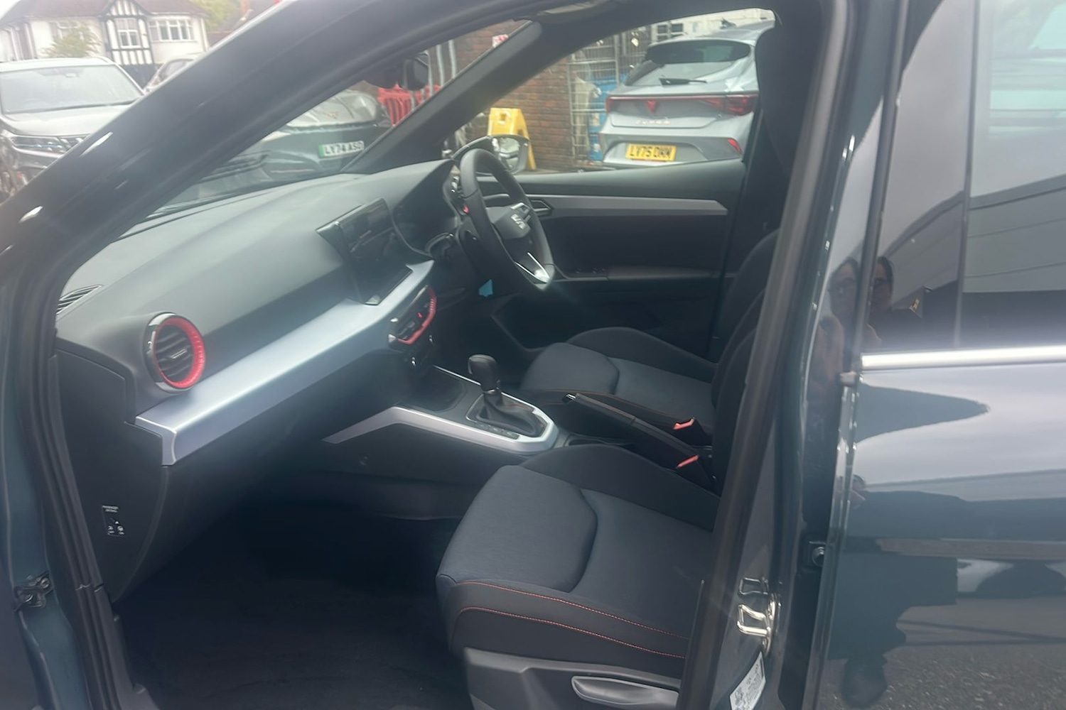 Used SEAT Arona 2025 for sale - 76224530: Photo 3