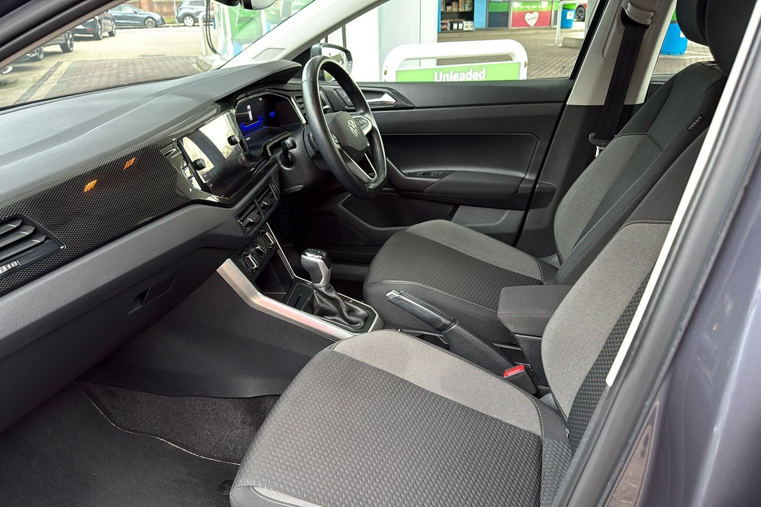 Used Volkswagen Polo 2023 for sale - 77392501: Photo 3