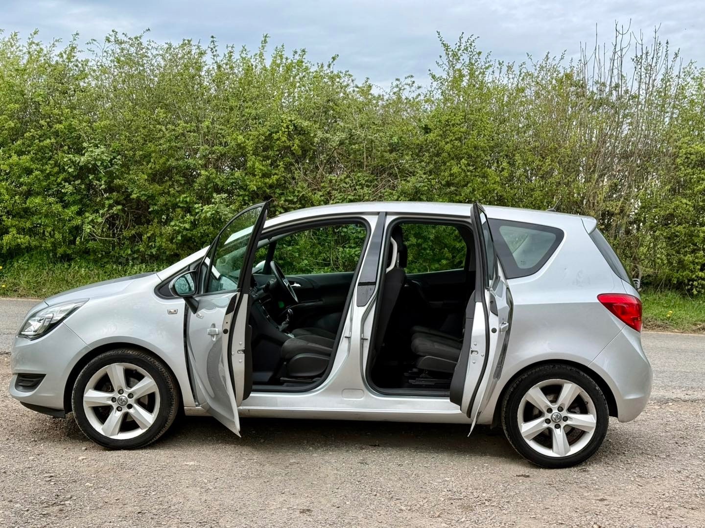 Used Vauxhall Meriva 2015 for sale - 78180592: Photo 7