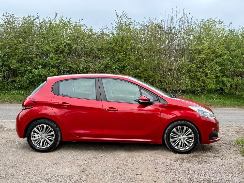 Used Peugeot 208 2018 for sale - 78180444: Photo 6