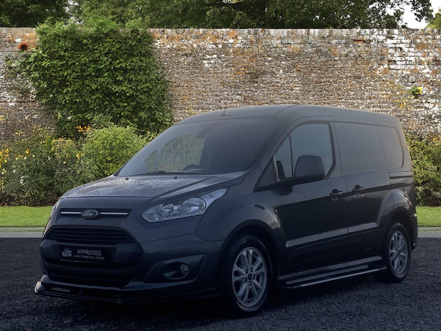 Used Ford Transit Connect 2017 for sale - 76658746: Photo 1