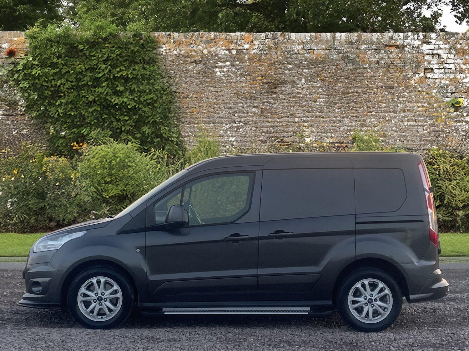 Used Ford Transit Connect 2017 for sale - 76658746: Photo 2