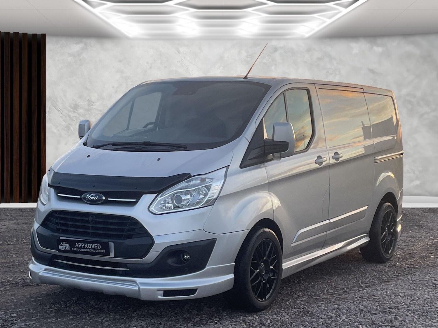Used Ford Transit Custom 2017 for sale - 77524150: Photo 2