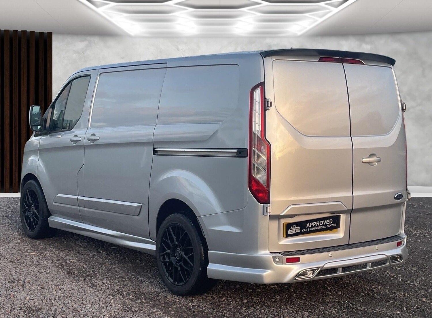 Used Ford Transit Custom 2017 for sale - 77524150: Photo 3