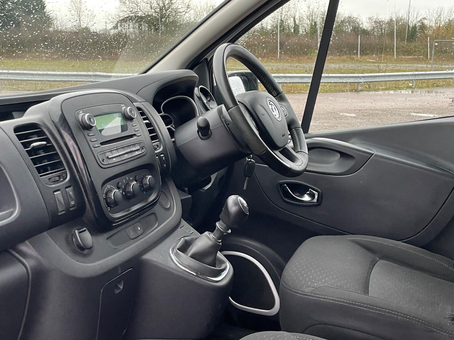 Used Vauxhall Vivaro 2015 for sale - 76953019: Photo 13
