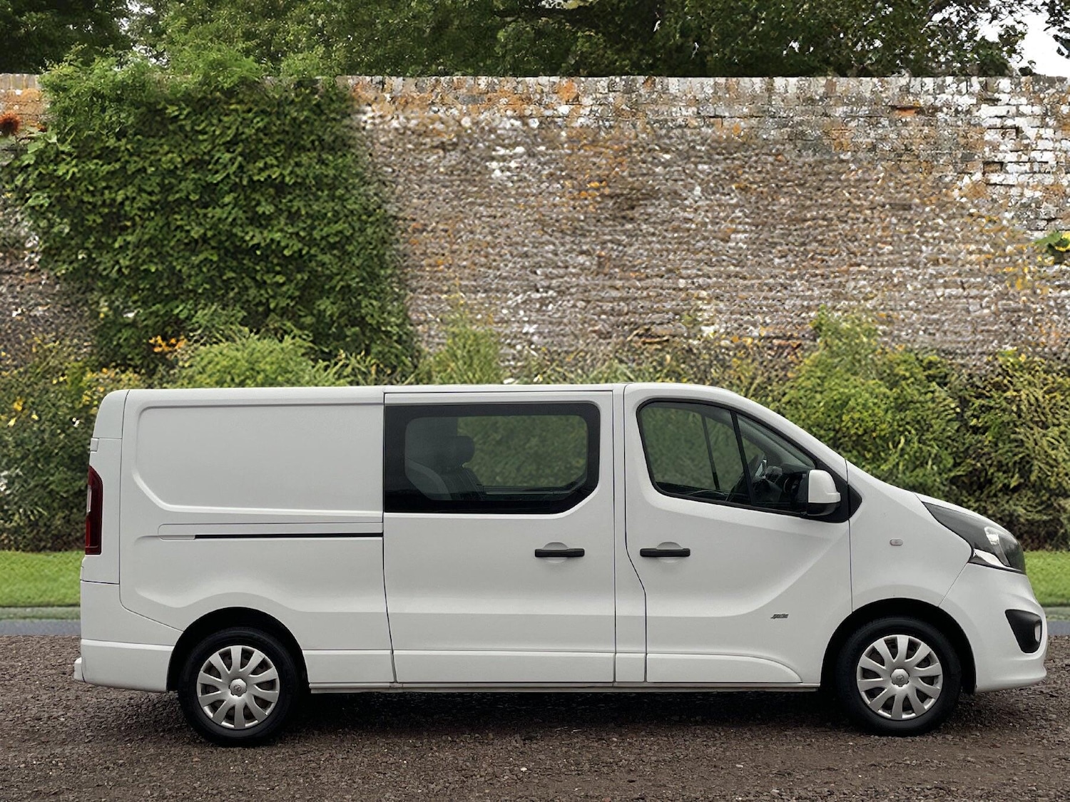 Used Vauxhall Vivaro 2015 for sale - 76953019: Photo 7