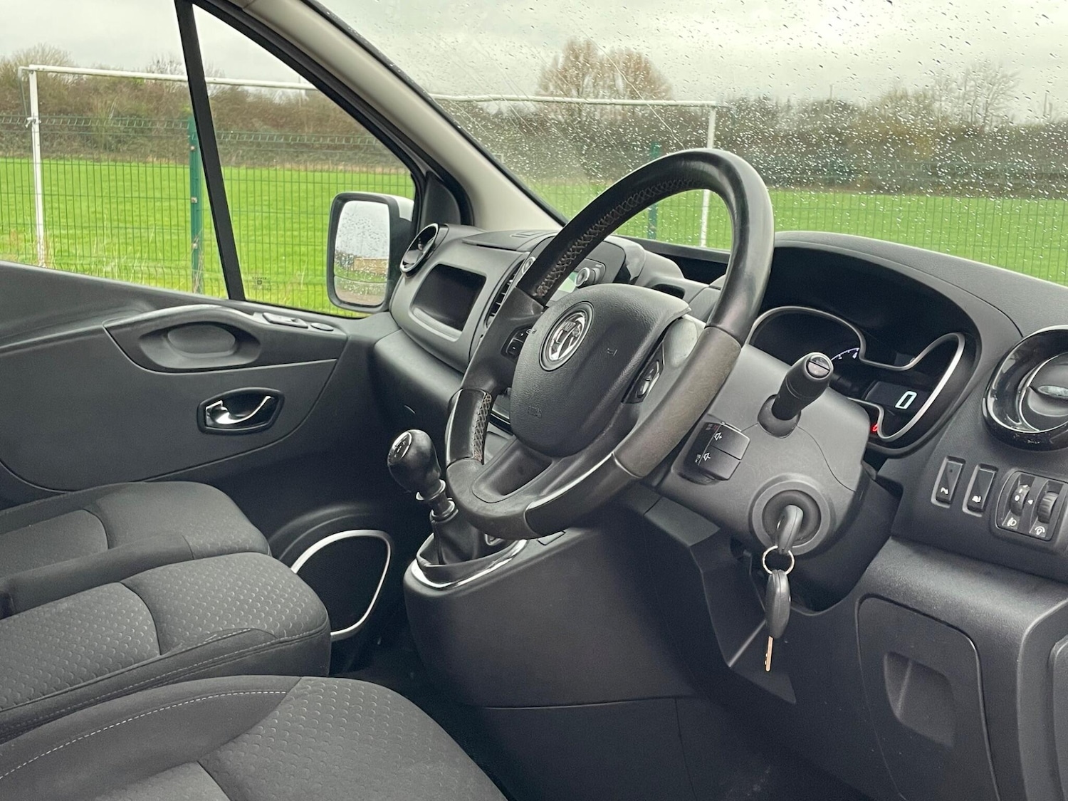 Used Vauxhall Vivaro 2015 for sale - 76953019: Photo 9