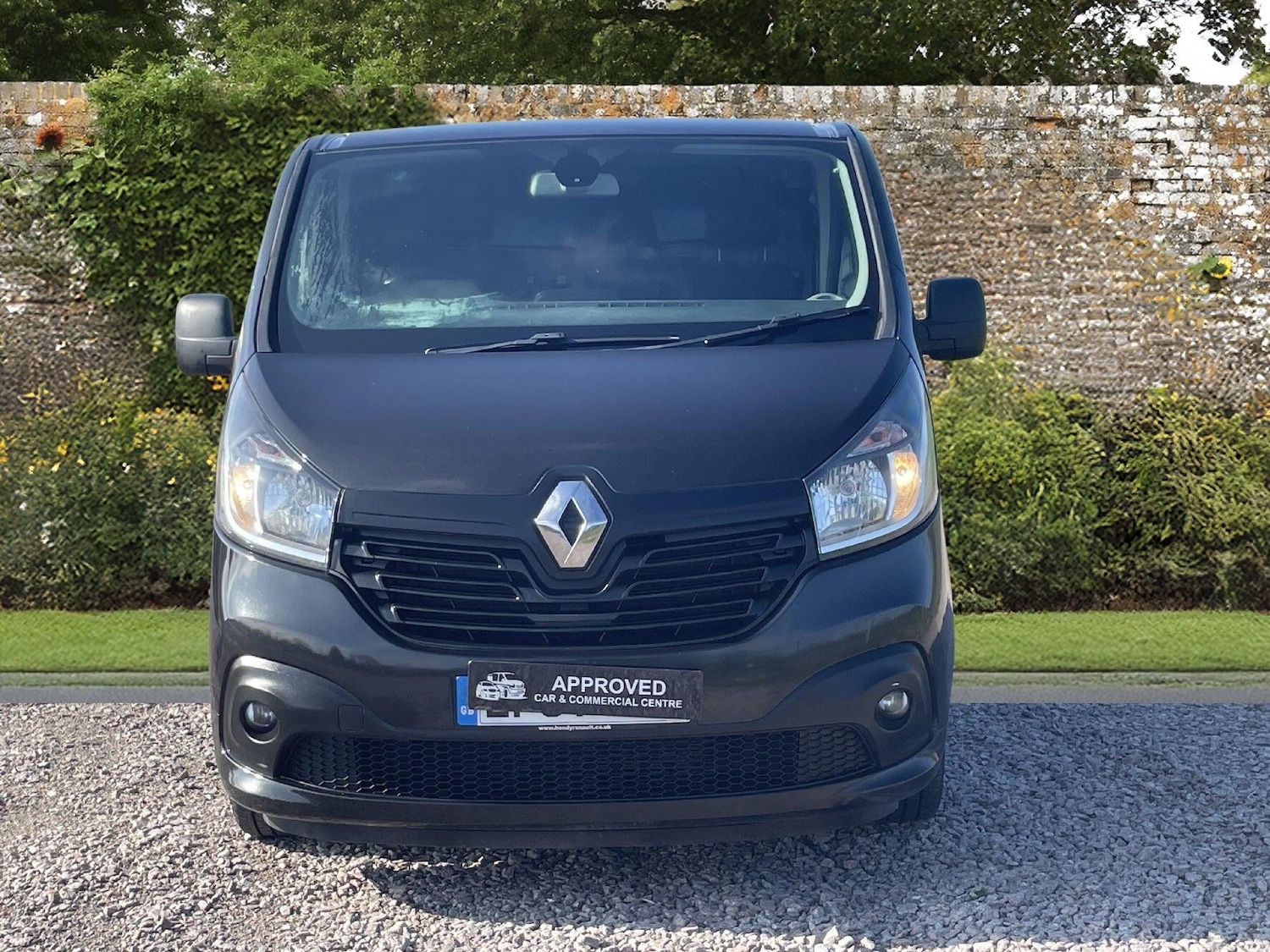 Used Renault Trafic 2017 for sale - 77753076: Photo 2