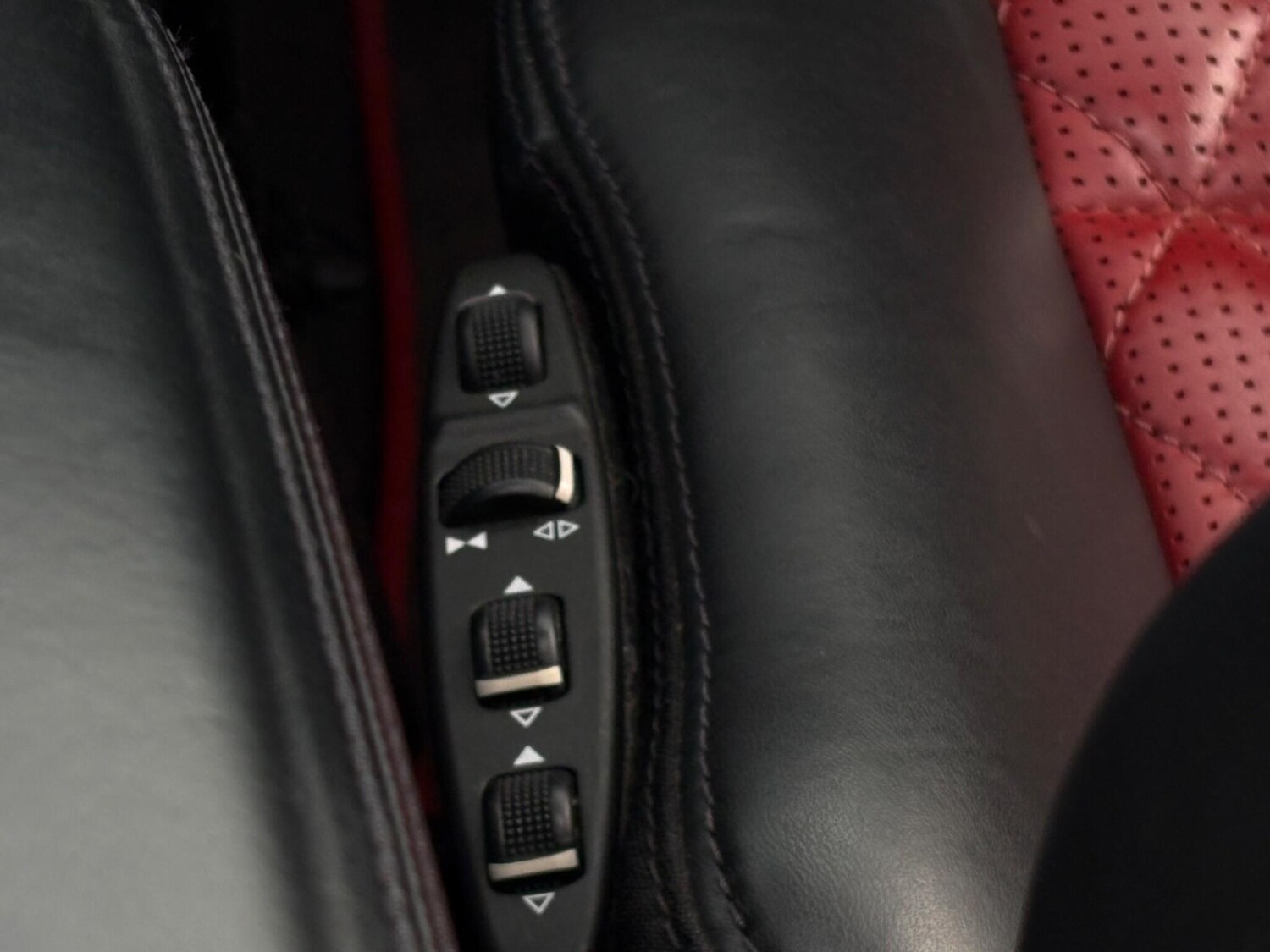 Used Mercedes-Benz G Class 2025 for sale - 78203997: Photo 42