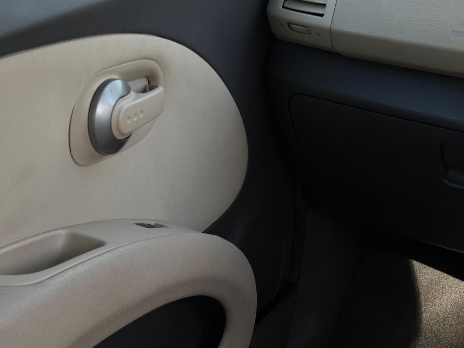 Used Nissan Micra 2009 for sale - 77823700: Photo 24