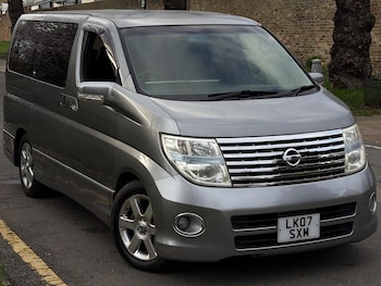 Used Nissan Elgrand 2007 for sale - 79256112: Photo