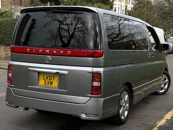 Used Nissan Elgrand 2007 for sale - 79256112: Photo