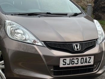 Used Honda Jazz 2013 for sale - 77807834: Photo
