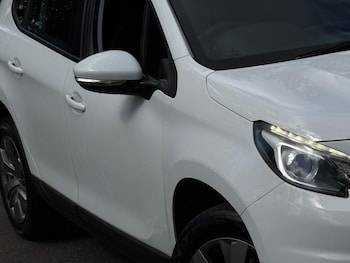 Used Peugeot 2008 2017 for sale - 78214354: Photo