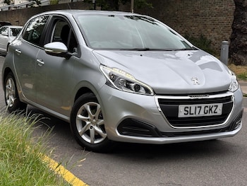 Used Peugeot 208 2017 for sale - 78348446: Photo