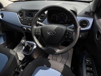 Used Hyundai i10 2015 for sale - 79181397: Photo
