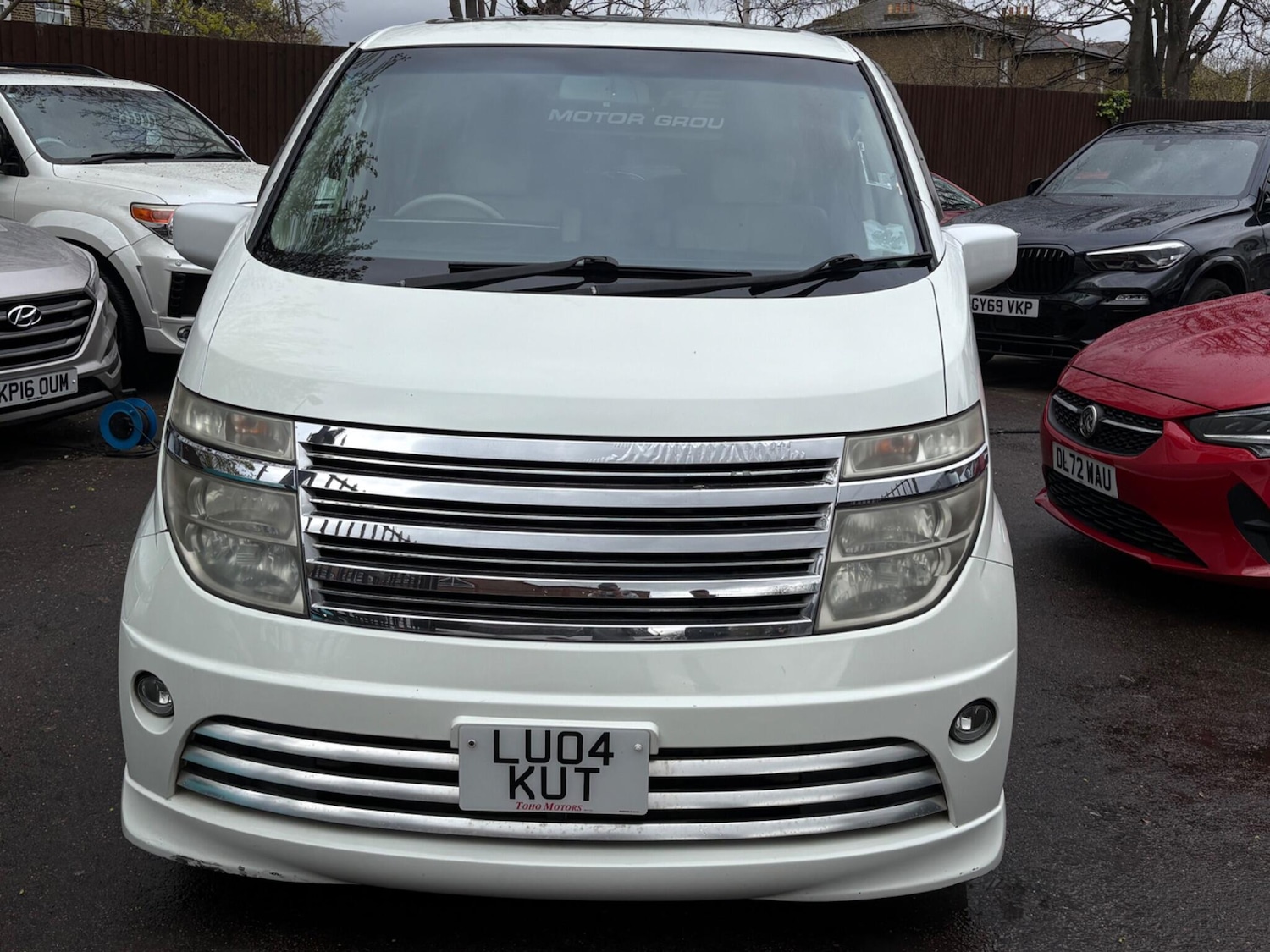 Used Nissan Elgrand 2017 for sale - 78204328: Photo 2
