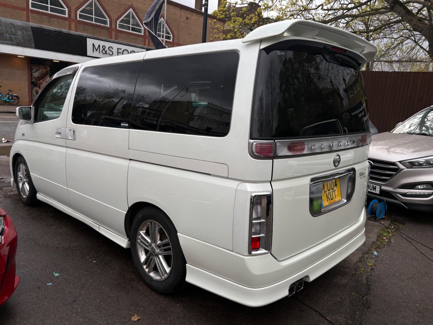 Used Nissan Elgrand 2017 for sale - 78204328: Photo 8