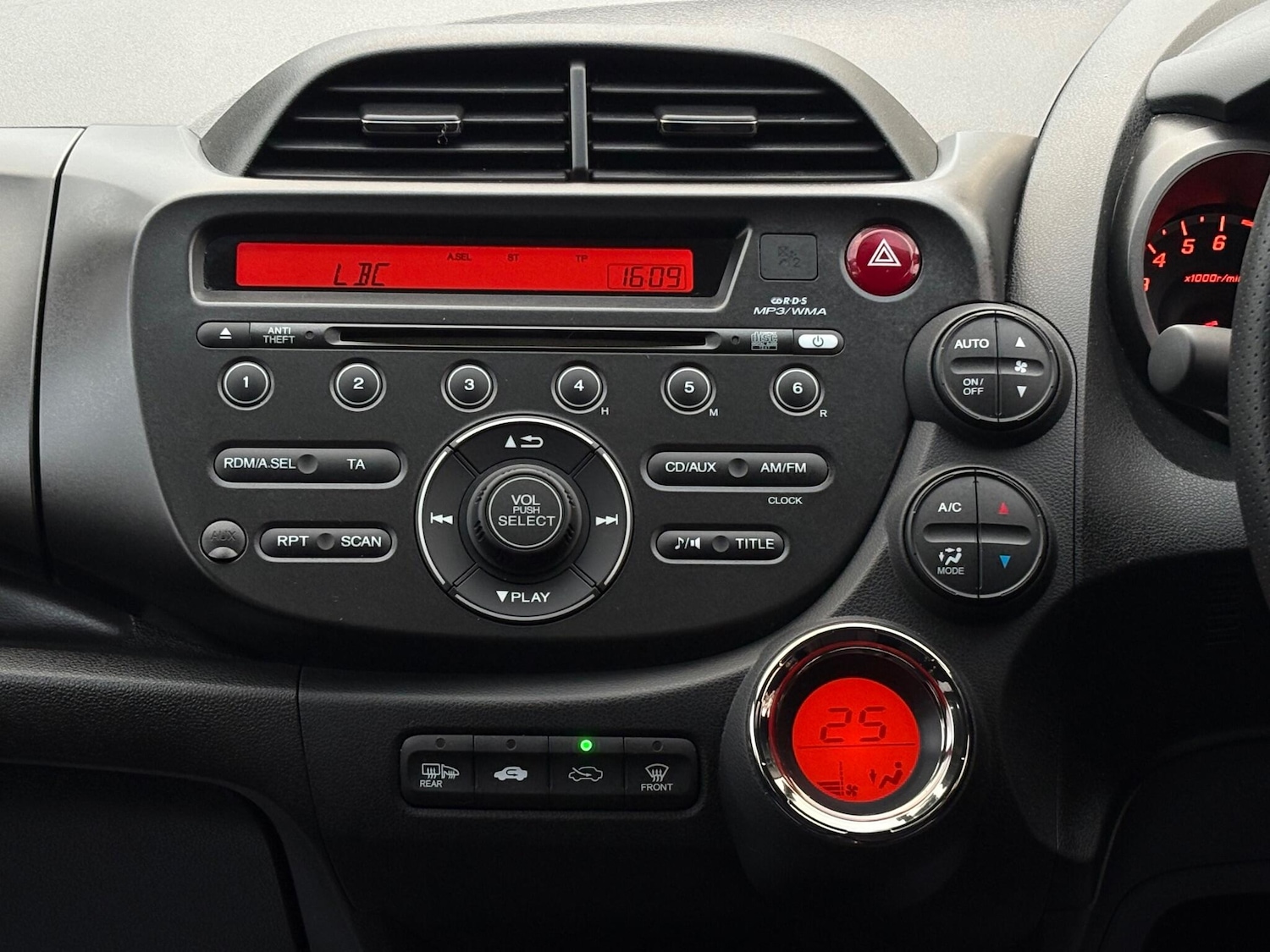 Used Honda Jazz for sale - 78204386: Photo 28