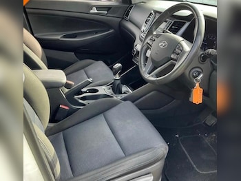 Used Hyundai TUCSON 2016 for sale - 79590280: Photo