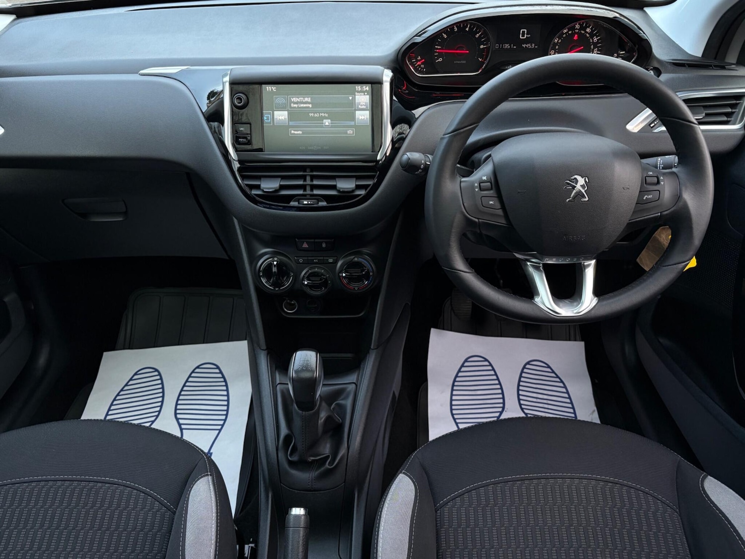 Used Peugeot 208 2015 for sale - 77892577: Photo 25