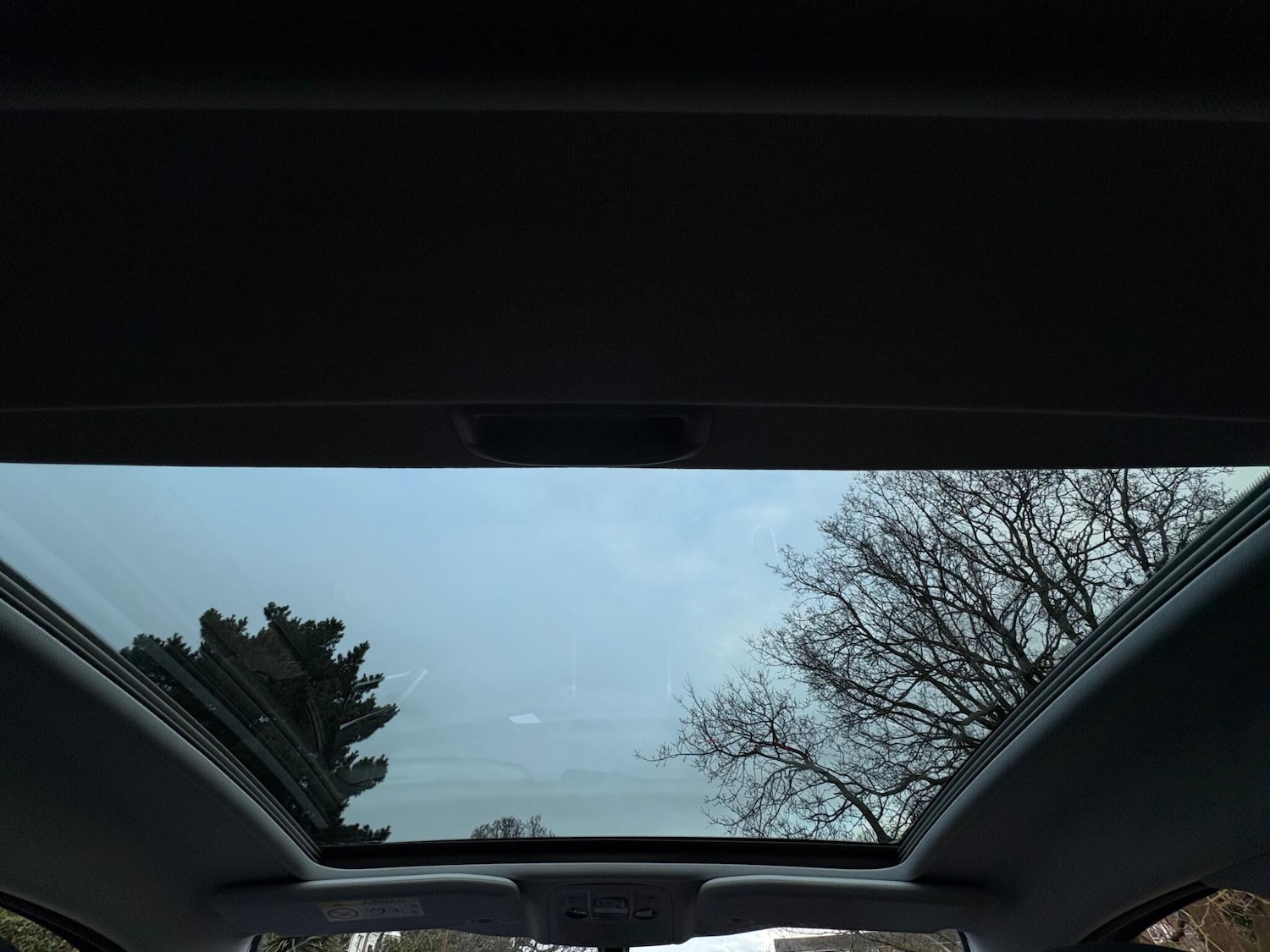 Used Peugeot 208 2015 for sale - 77892577: Photo 27