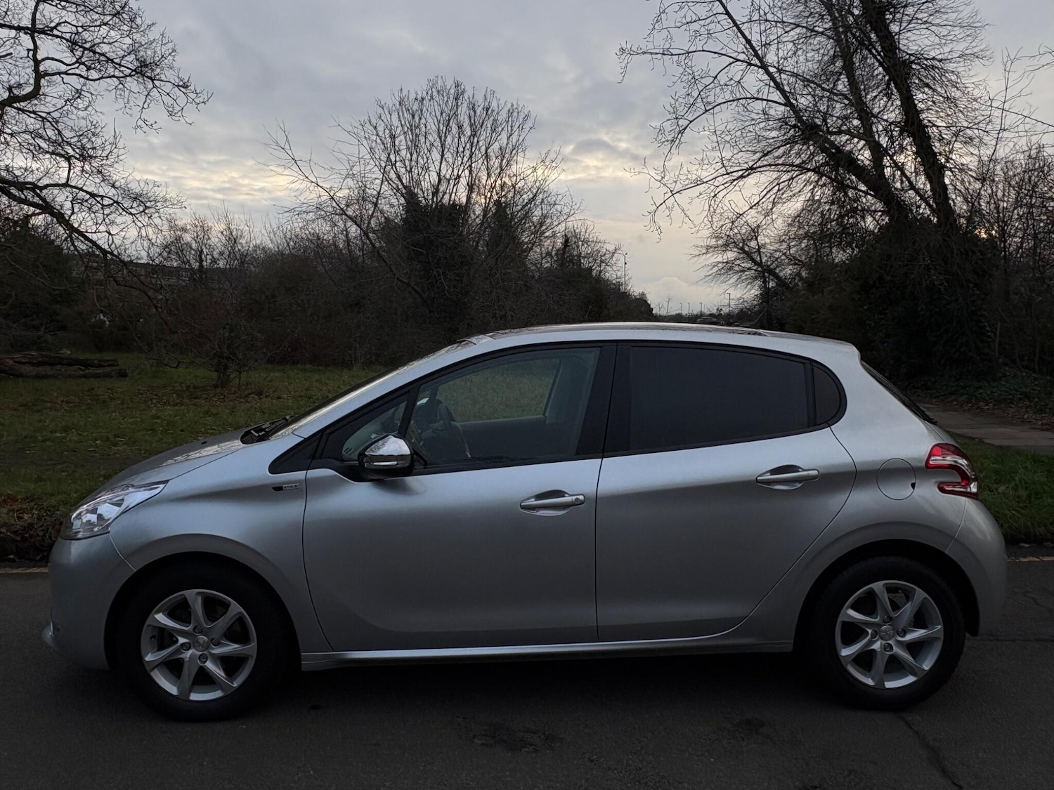 Used Peugeot 208 2015 for sale - 77892577: Photo 29