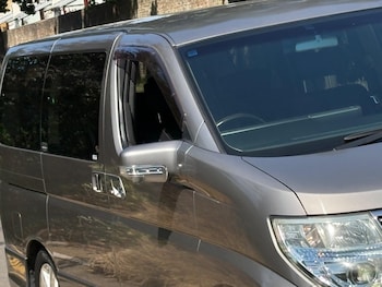 Used Nissan Elgrand 2009 for sale - 79509581: Photo