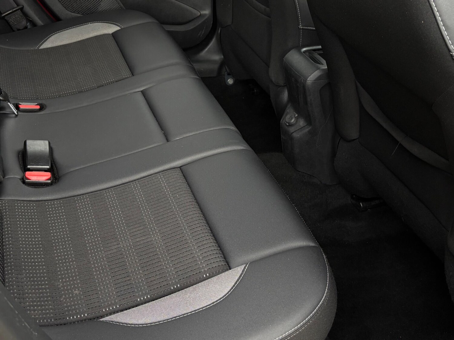 Used Peugeot 2008 for sale - 78214204: Photo 17