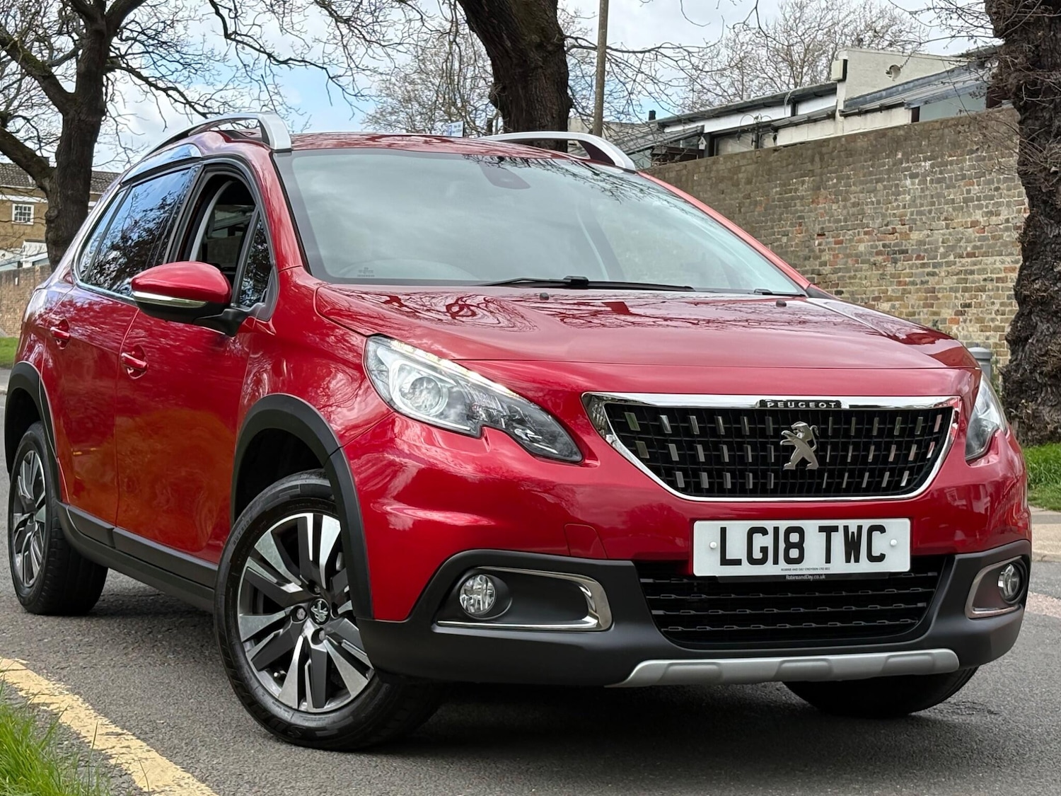 Used Peugeot 2008 for sale - 78214204: Photo 2
