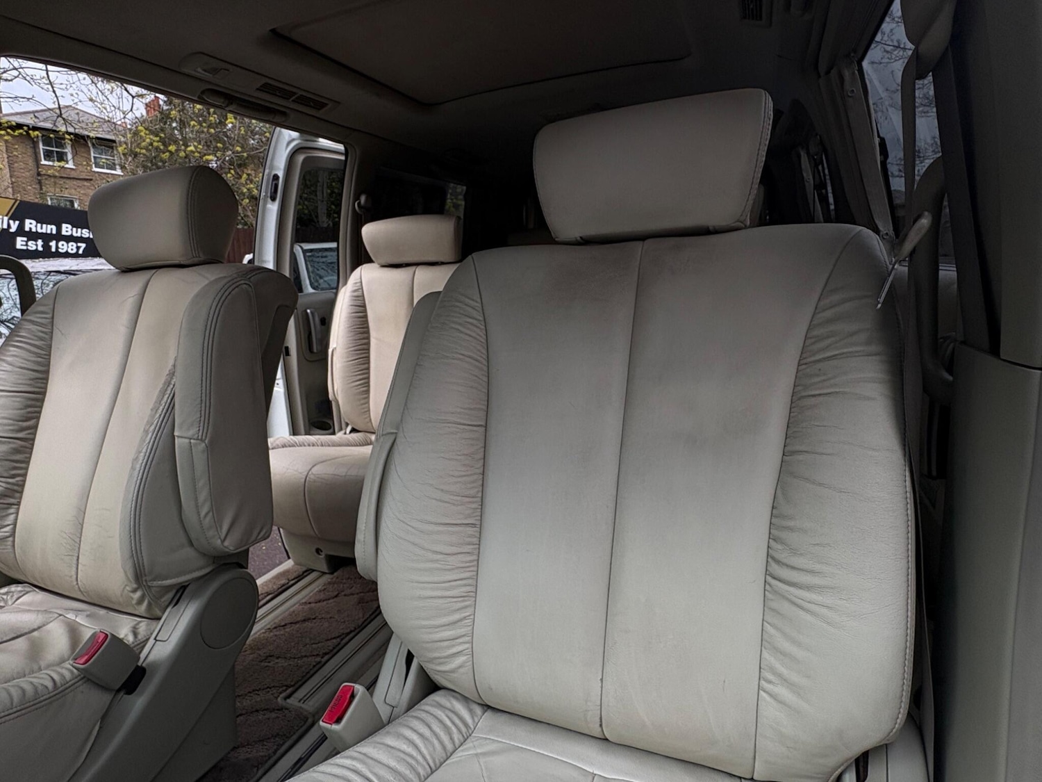 Used Nissan Elgrand 2017 for sale - 78086356: Photo 4