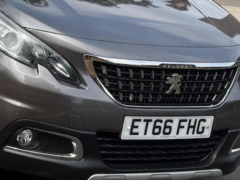 Used Peugeot 2008 2017 for sale - 79520342: Photo