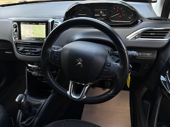 Used Peugeot 208 2019 for sale - 79509130: Photo