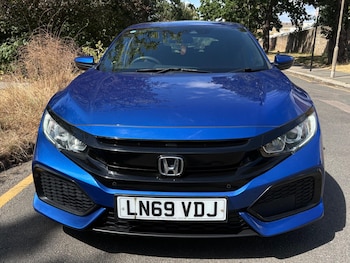 Used Honda Civic 2019 for sale - 79279159: Photo